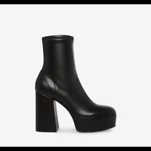 Steve Madden Lilly Black 8.5